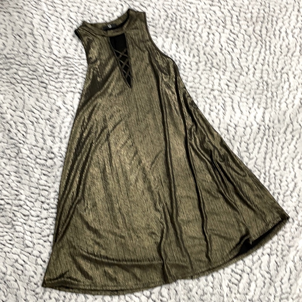 Q Usa. Metallic Swing Dress. M